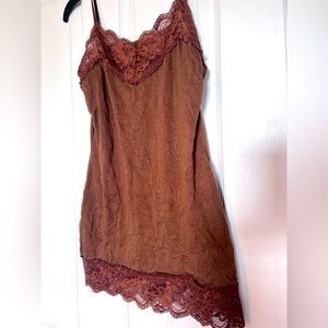 Forever 21 brown lace spaghetti strap tank top